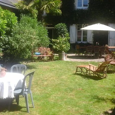 Couette-café Les Loges Du Chaudron *