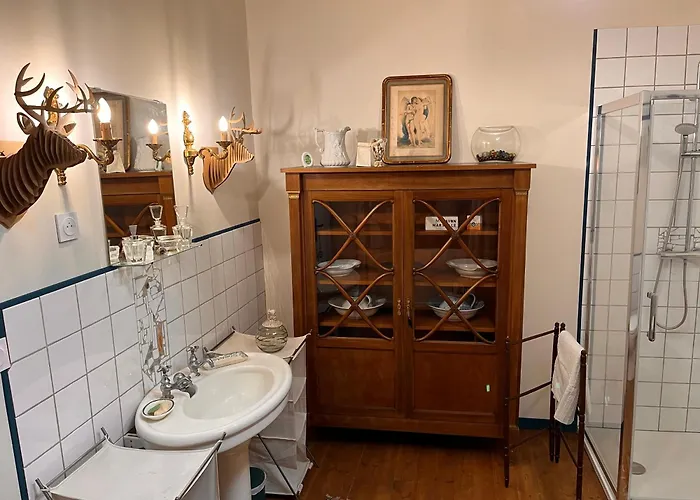 Les Loges Du Chaudron B&B