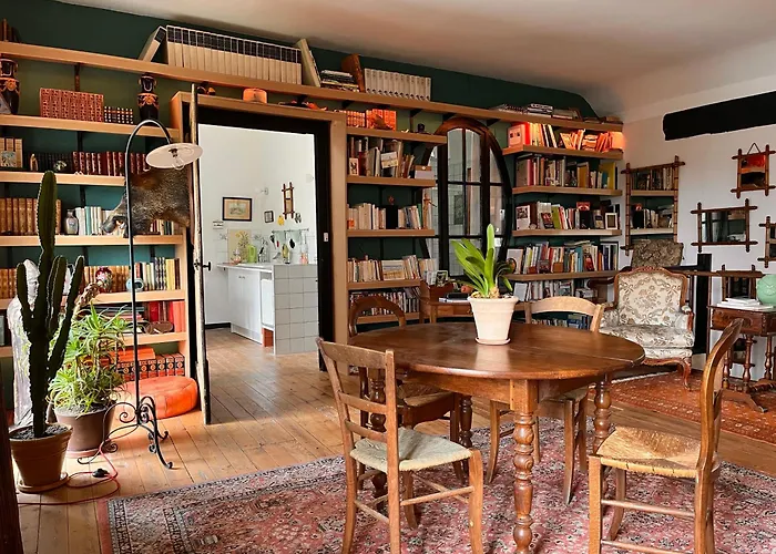 Les Loges Du Chaudron B&B