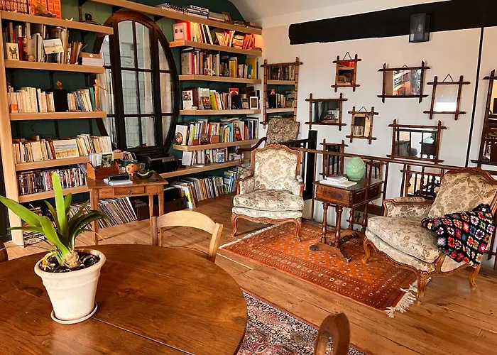 Les Loges Du Chaudron