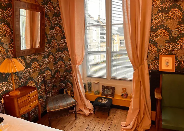 Les Loges Du Chaudron B&B